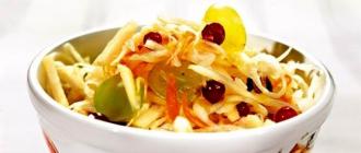 Салат из квашеной капусты – рецепты приготовления